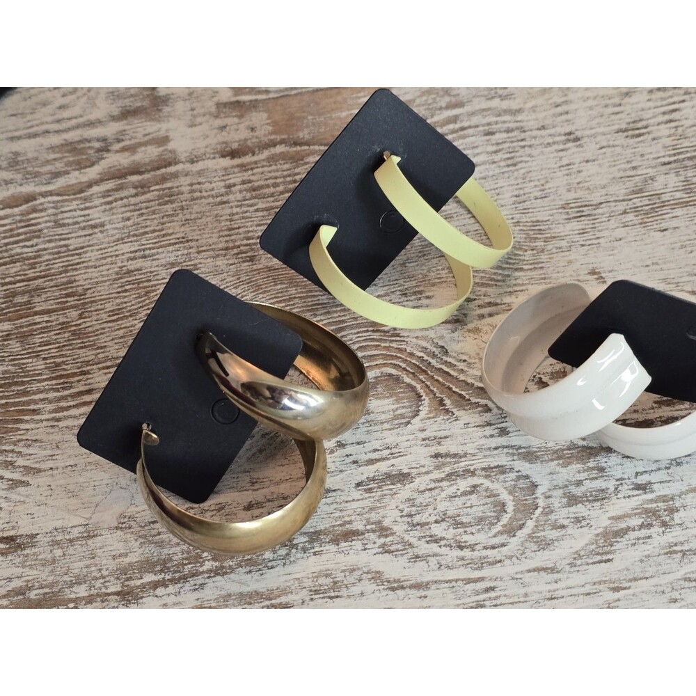 Gold Tone Chunky Hoop Earrings White Acrylic Yellow Matte Hoop Trio Set #433
